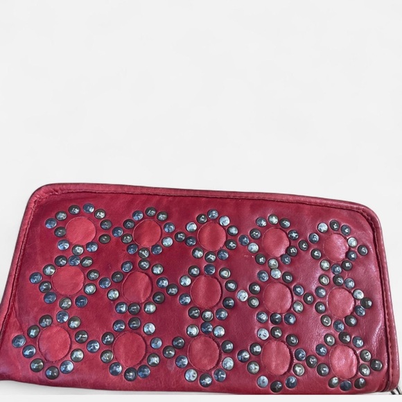 Sold - Picture 5 of 7